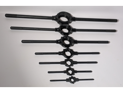 Плашкодержатели