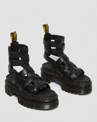 Dr martens en promo store