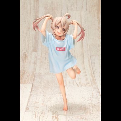 Фигурка 1/6 Махиро Ояма (Oyama Mahiro NEET T-shirt Ver.)