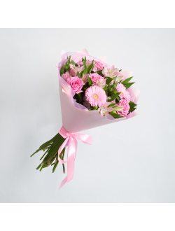 Розовый букет