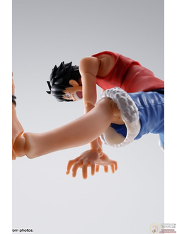 Фигурка Монки Д. Луффи (Monkey D. Luffy Romance Dawn S.H.Figuarts)