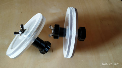 Зажим для ручной мойки виниловых пластинок