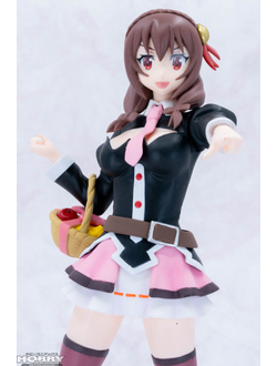 Фигурка Юн-юн (Yunyun)