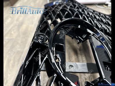 Бампер передний Lexus IS250 05-16 стиль 21-24 года