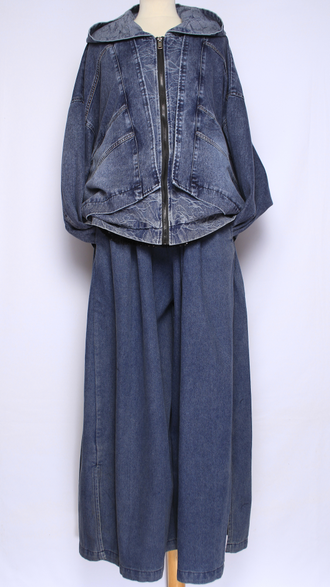 Джинсовка-бомбер "КАПЮШОН" синяя, черная р.48-54