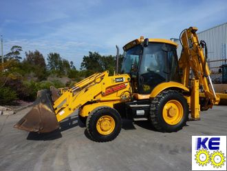 5J4771, 2J3506 комплект болт гайка JCB 3CX-4CX