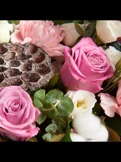 Букет с лотосом