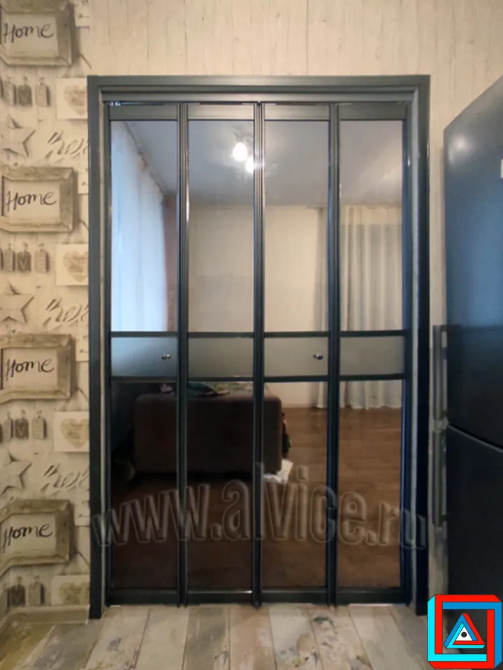 ФОТО 50 - складная дверь-перегородка из 4-х створок