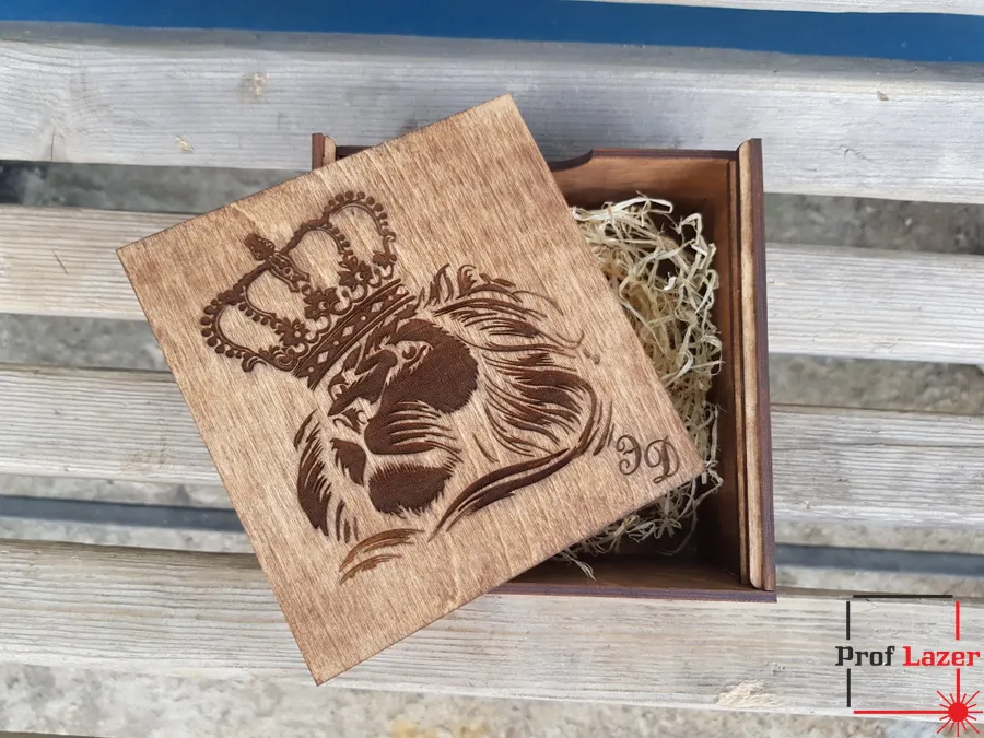 Коробка под подарок