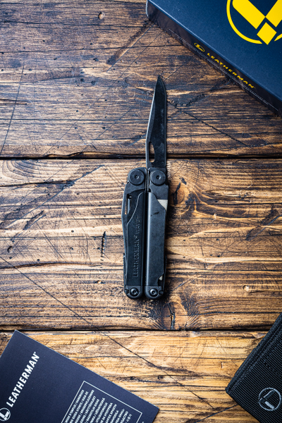 Leatherman Wave + Black с чехлом molle