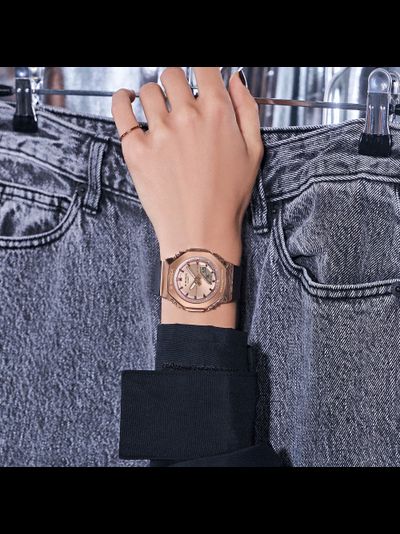 Часы Casio G-Shock GM-S2110PG-1A4