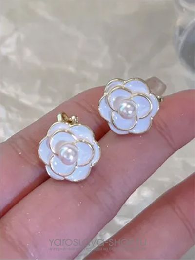 Модель : АЛ-338.Клипсы в форме жемчужной розы