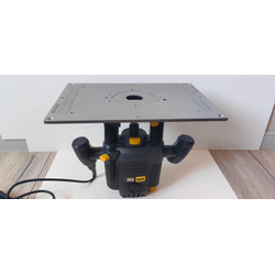 Пластина под CAT DX89 для установки фрезера в стол 350*250 ММ. с гравировкой линеек