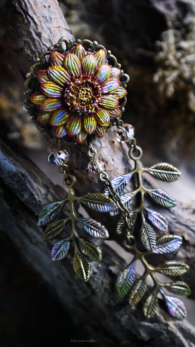 "Колдовской Семицвет", брошь-орден в стиле бохо с подвесками