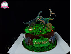 Торт с динозаврами