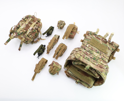 Бронежилет с подсумками и рюкзаком в масштабе 1/6 (78097) - DAMTOYS