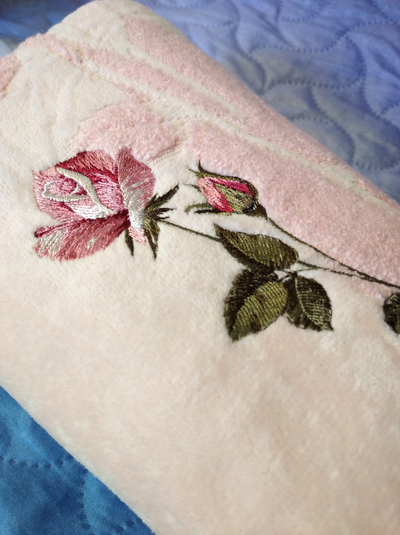 Набор махровых полотенец для рук с вышивкой Розочки, 35х35 и 35х75 см