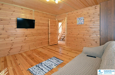 Двухэтажный дом из деревянного бруса №502 с бассейном