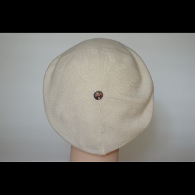 Берет Vizio 7016 B белый