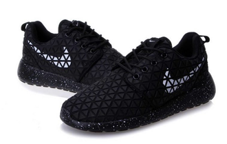 Nike Roshe run diamond black