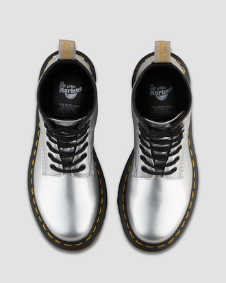 Ботинки Dr. Martens Vegan 1460 Metallic Chrome Paint Silver женские в Омске