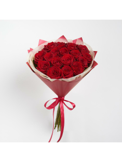 19 КРАСНЫХ РОЗ “RED NAOMI”