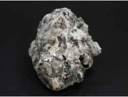 Кварц с флогопитом, Россия, Урал (70*62*58 мм, 244 г) №19436