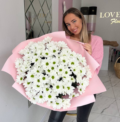 БУКЕТ ИЗ РОМАШКОВЫХ ХРИЗАНТЕМ