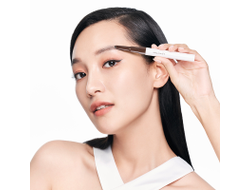 ARTISTRY GO VIBRANT™ 2 в 1 карандаш и гель для бровей водостойкий Dark Brown