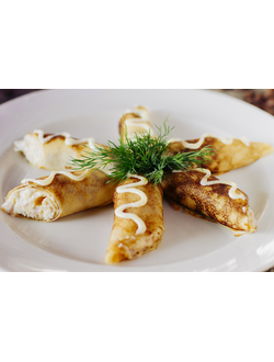 Блинчики с курицей и ветчиной