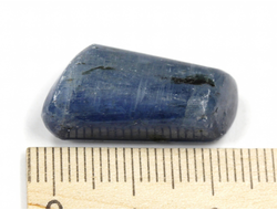 Кианит синий, галтовка, Бразилия (25*13*10 мм, 7,5 г) №28498