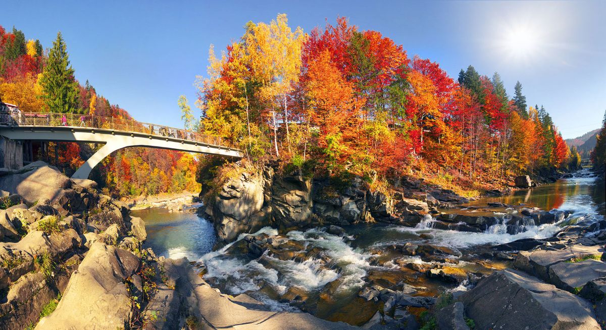 Відпочинок в Карпатах восени - якісний і недорогий осінній відпочинок в  горах.