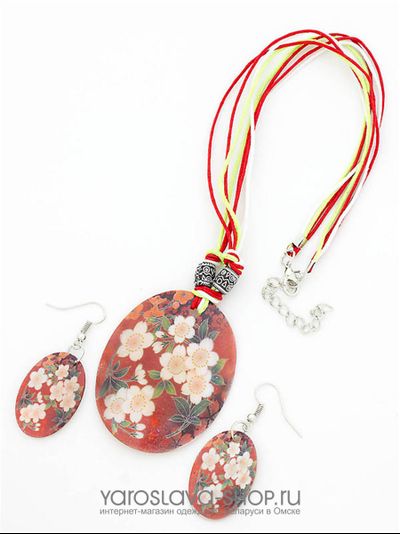 33902-9ПР Комплект из перламутра красный.