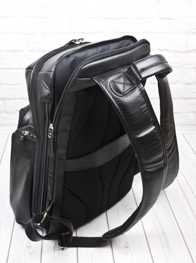 Кожаный рюкзак Bertario black (арт. 3102-01)