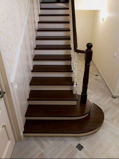 Лестница из ясеня «Экстра»