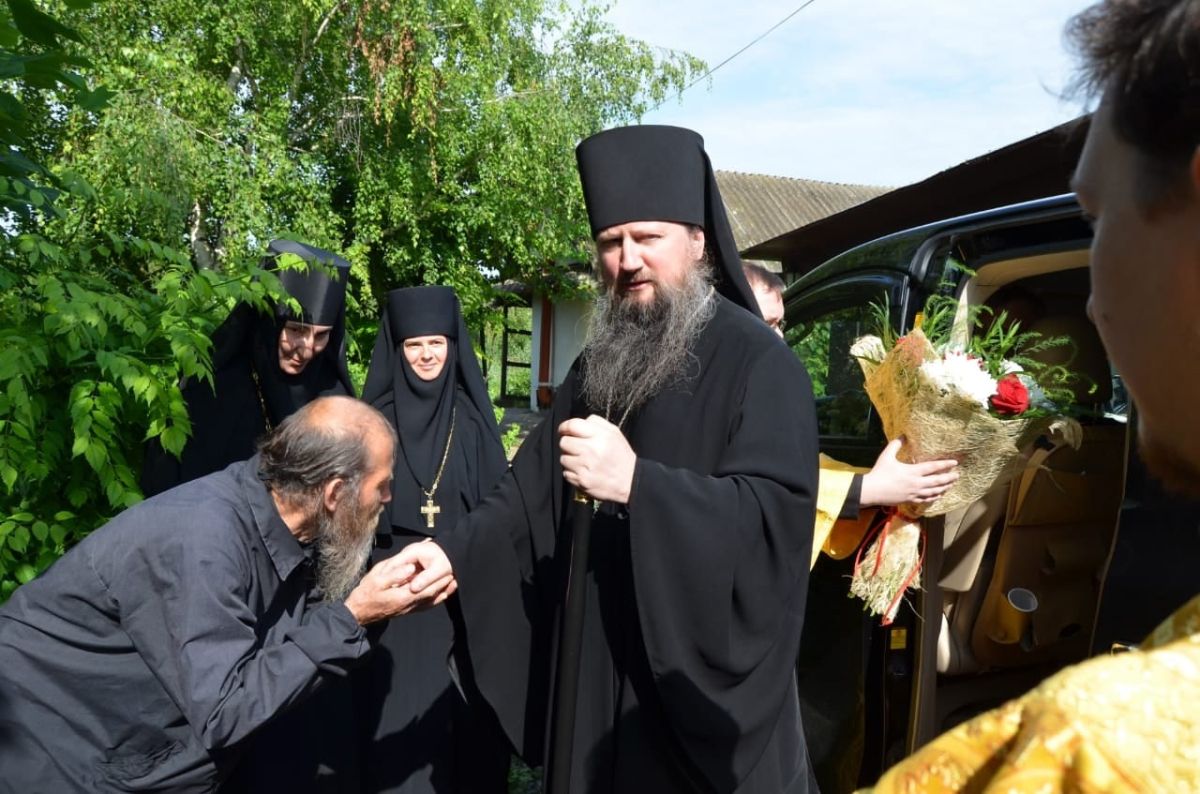 Аббат настоятель католического монастыря