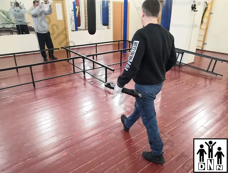 Монтаж ринга на помосте