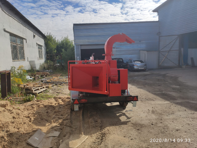 Прицепной измельчитель Моби-200