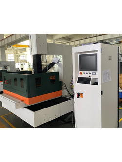 Проволочно-вырезной электроэрозионный станок