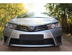 Защита радиатора Toyota Corolla 2013-2016 black