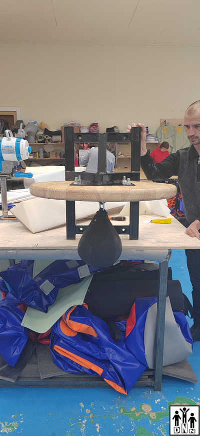 Платформа для пневмогруши нерегулируемая по высоте с пневмогрушей из натуральной кожи DNN