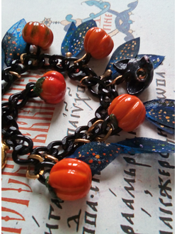 Браслет с тыковками и чёрным котом "Таинство сентября", необычное осеннее украшение