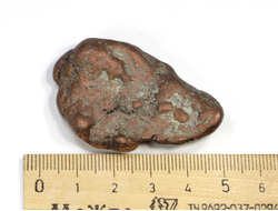 Медь полированная с одной стороны, коллекционный образец, США (48*33*15 мм, вес: 53 г) №23900