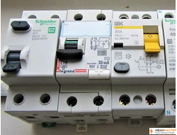 Монтаж УЗО в щитке ИВАНМАСТЕР