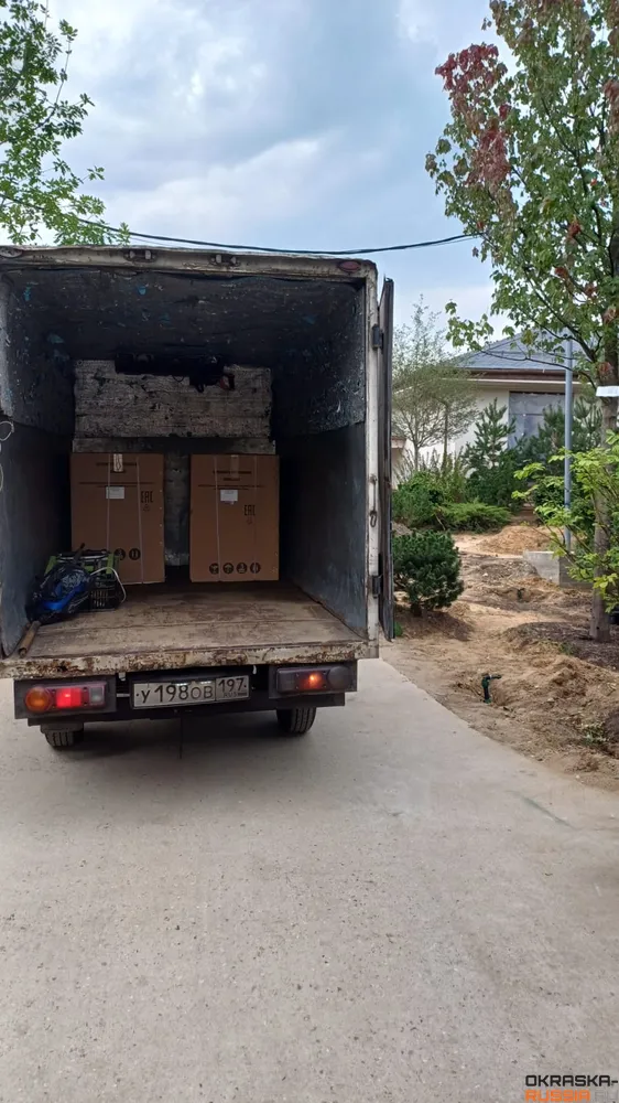 Разгрузка осушителя воздуха ASPRO-DRY90 на строительную площадку Клиенту из машины