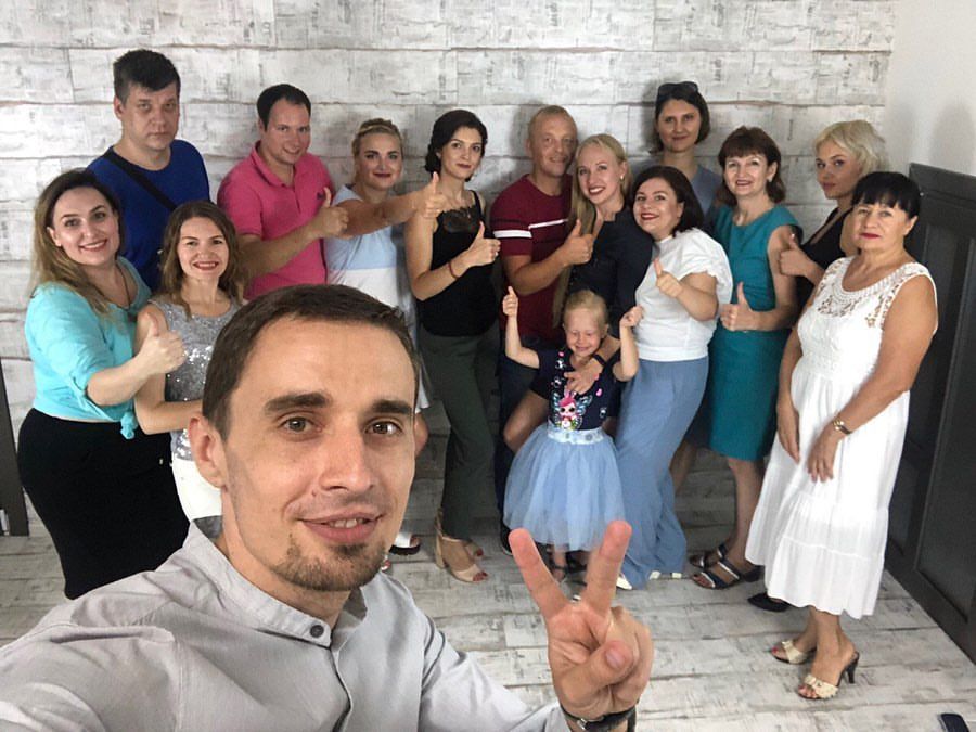 Наша команда в компании Armelle