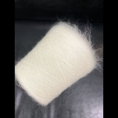 IGEA art. ASTRO 50% кид мохер 3% шерсть 47% РА 1000 м/100 гр. цв. белый (модификация 1)