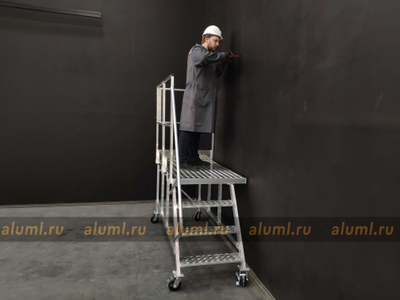 ЭРА-1.0 с консолью. Поручни с одной стороны