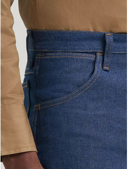 Джинсы 945 Wrangler® Cowboy Cut® Bootcut регулярный крой (жёсткие)