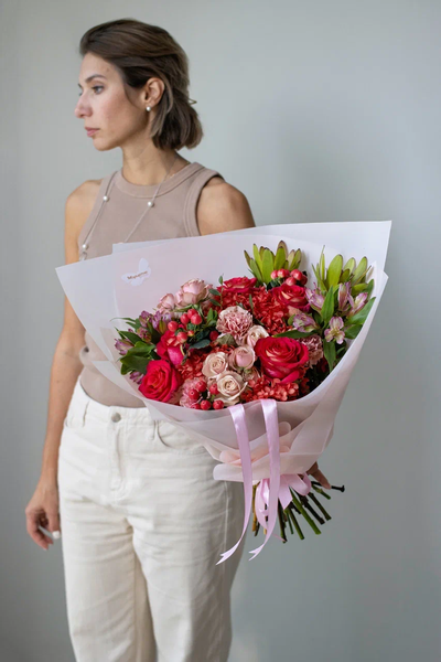 Букет 56 на день влюбленных